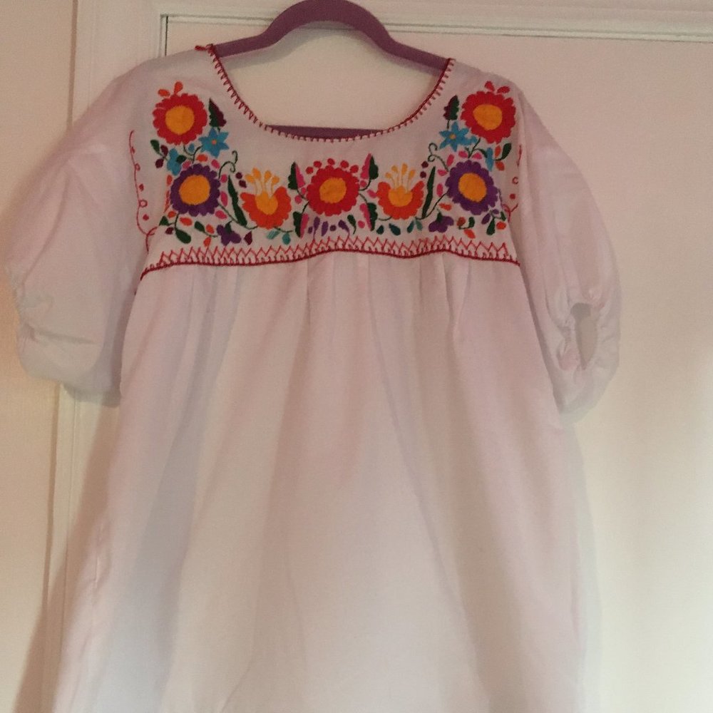 White embroidered Puebla blouse